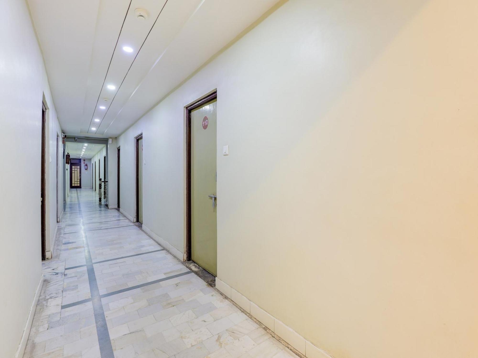 Hotel O Asopalav Naroda Exterior foto