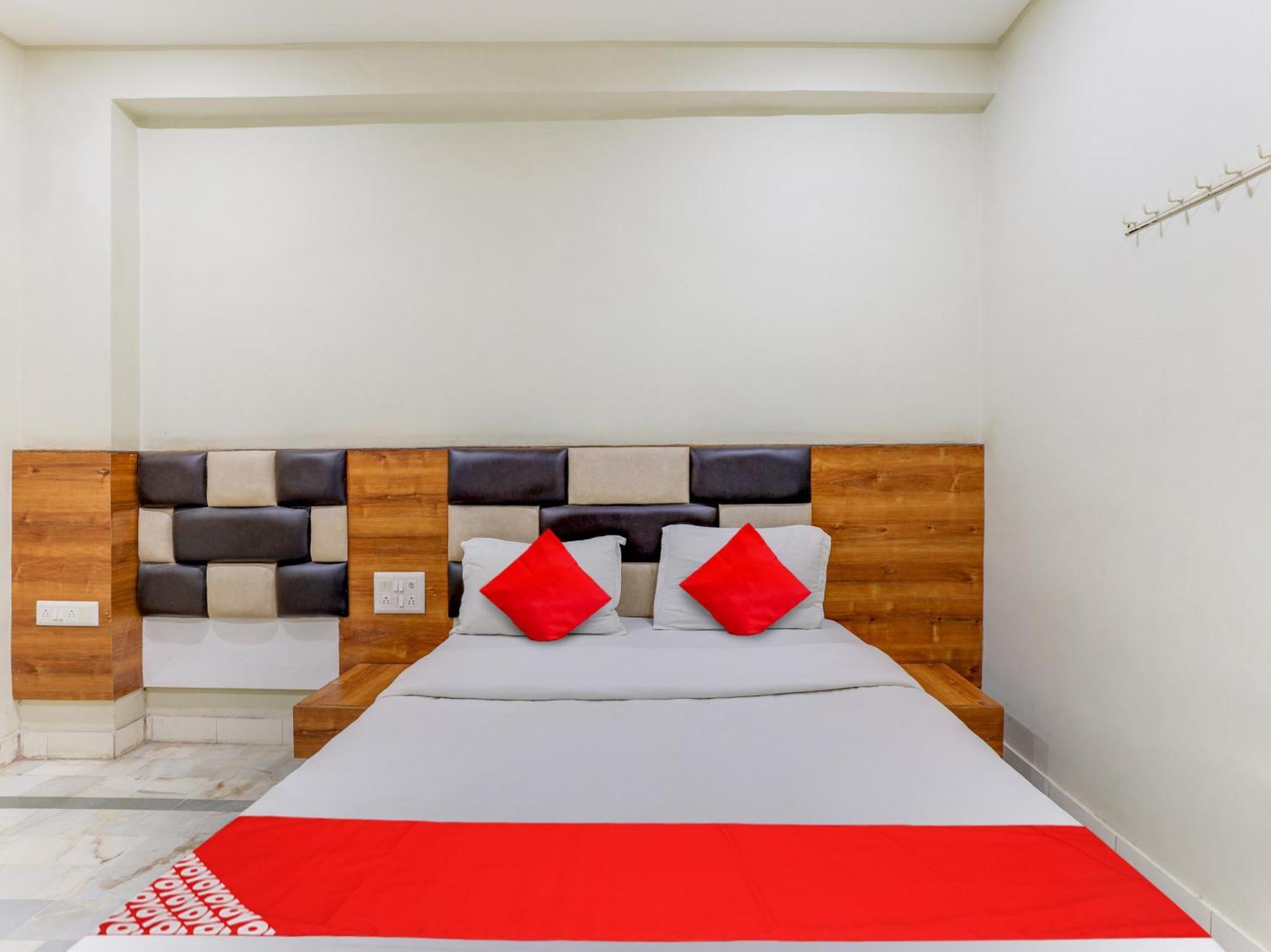 Hotel O Asopalav Naroda Exterior foto